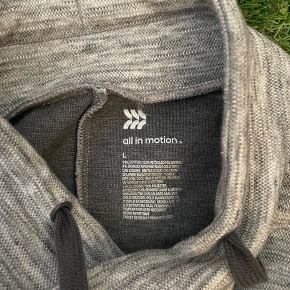 All In Motion Large Sweater - Picture 5 of 5